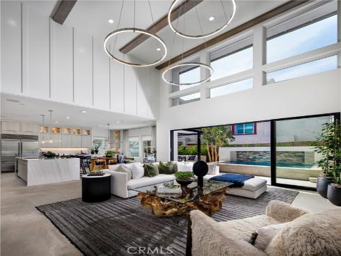 136  Creation  , Irvine, CA