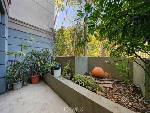 2253  Martin #106  , Irvine, CA