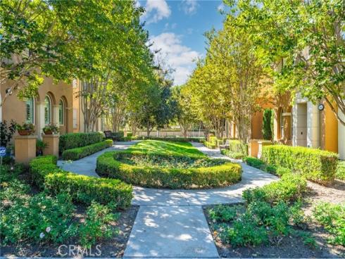 26  Twin Gables  , Irvine, CA
