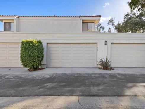 15  Morena  , Irvine, CA