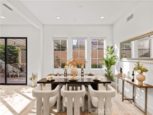 65  Glacier  , Irvine, CA