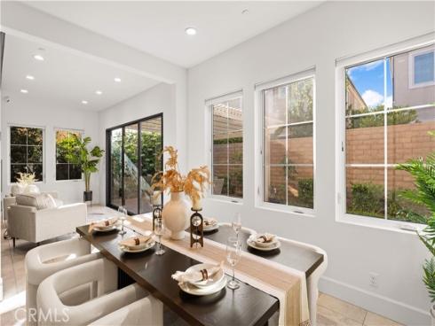 65  Glacier  , Irvine, CA