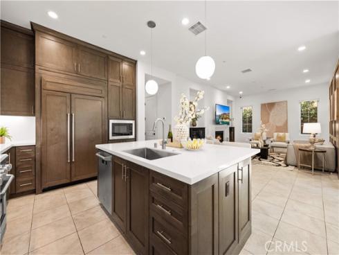 65  Glacier  , Irvine, CA