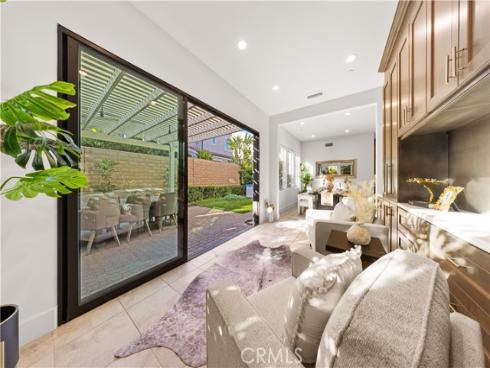 65  Glacier  , Irvine, CA