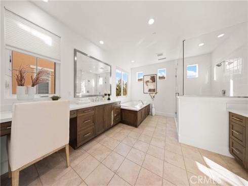 65  Glacier  , Irvine, CA