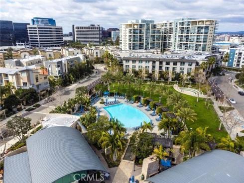 21  Gramercy  220 , Irvine, CA