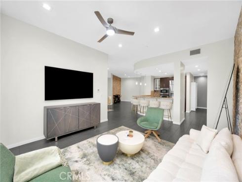 21  Gramercy  220 , Irvine, CA