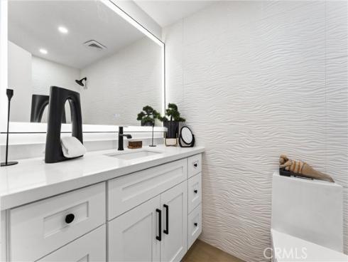 3621  Myrtle  , Irvine, CA