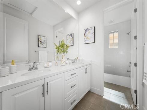 107  Somera  , Irvine, CA