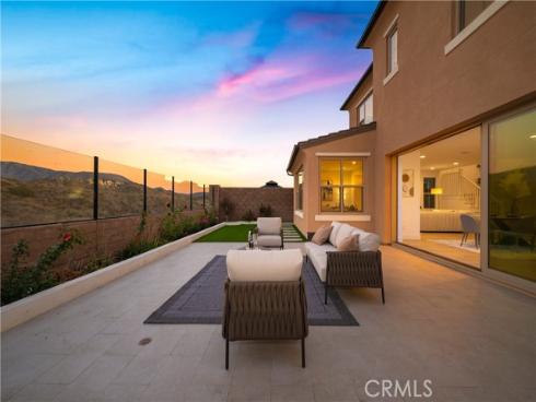 107  Somera  , Irvine, CA