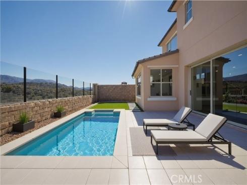 107  Somera  , Irvine, CA