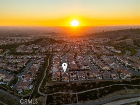 107  Somera  , Irvine, CA