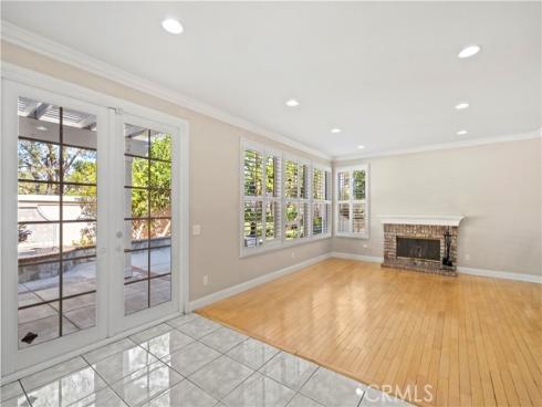 11  Pienza  , Irvine, CA