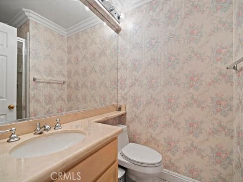 11  Pienza  , Irvine, CA