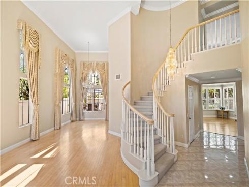 11  Pienza  , Irvine, CA