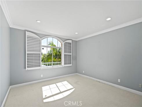 11  Pienza  , Irvine, CA