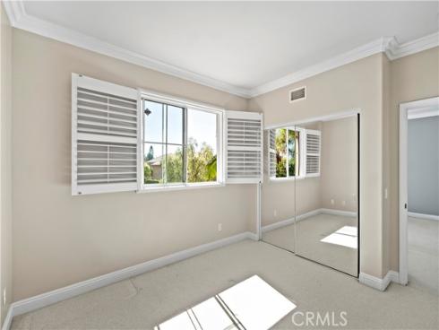 11  Pienza  , Irvine, CA