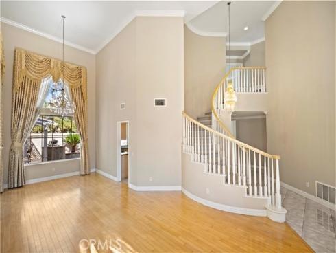 11  Pienza  , Irvine, CA