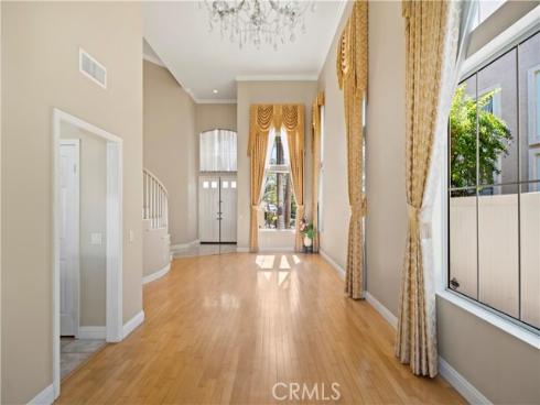 11  Pienza  , Irvine, CA