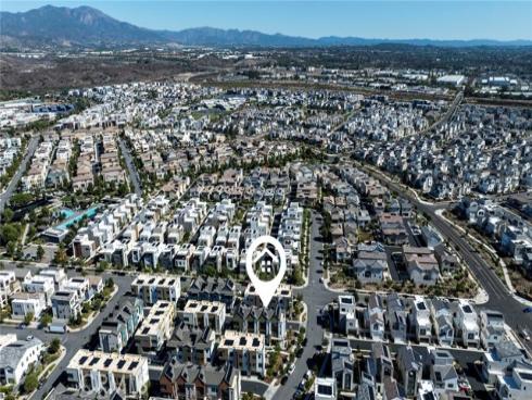 102  Sawbuck  , Irvine, CA