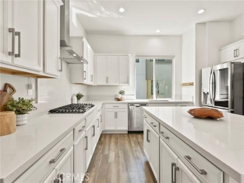 102  Sawbuck  , Irvine, CA