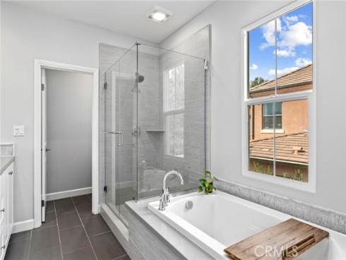 58  Tollson  , Irvine, CA