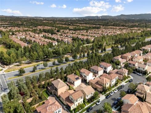 58  Tollson  , Irvine, CA