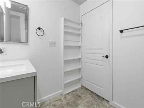 2311  Watermarke  , Irvine, CA