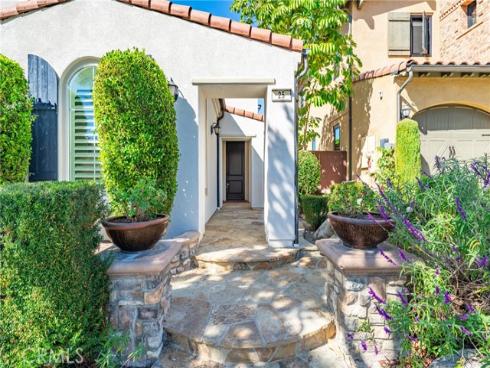 25  Sanctuary  , Irvine, CA