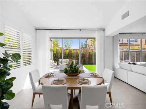 106  Albero  , Irvine, CA