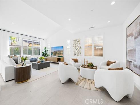 106  Albero  , Irvine, CA