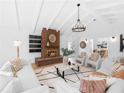 12  Oakdale  , Irvine, CA