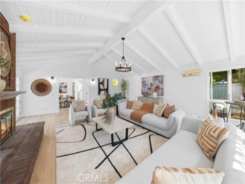 12  Oakdale  , Irvine, CA