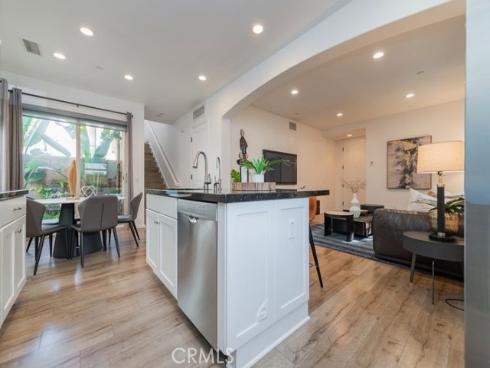 246  Firefly  , Irvine, CA