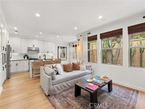 112  Gemstone  , Irvine, CA