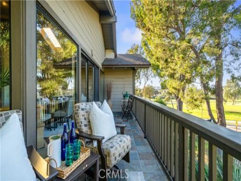 30  Nuevo  15 , Irvine, CA