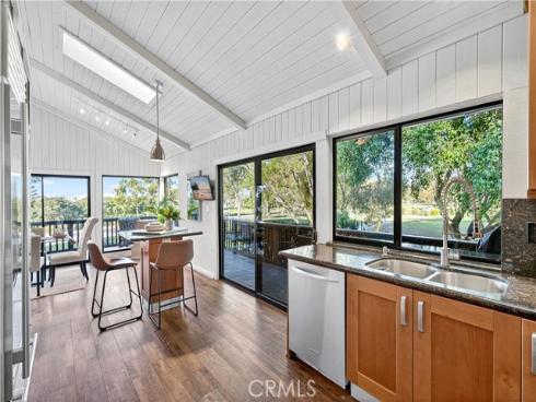 30  Nuevo  15 , Irvine, CA