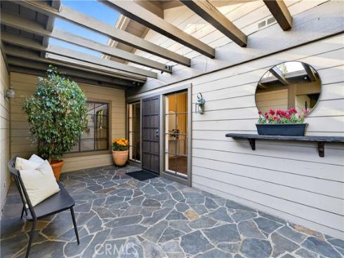 30  Nuevo  15 , Irvine, CA