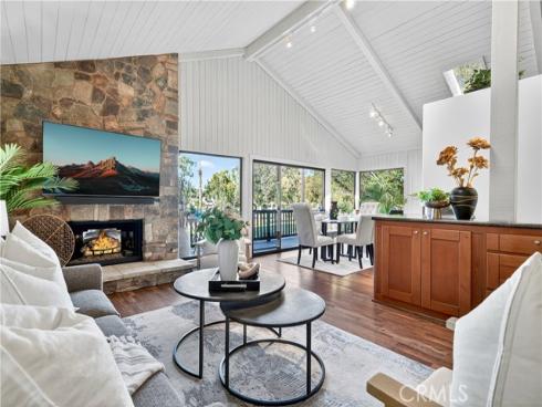 30  Nuevo  15 , Irvine, CA