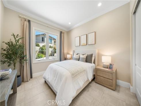 57  Kite  , Irvine, CA