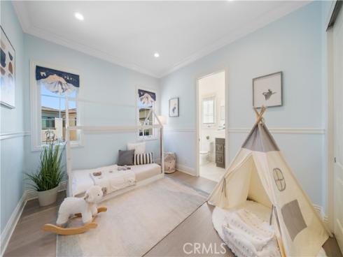 57  Kite  , Irvine, CA