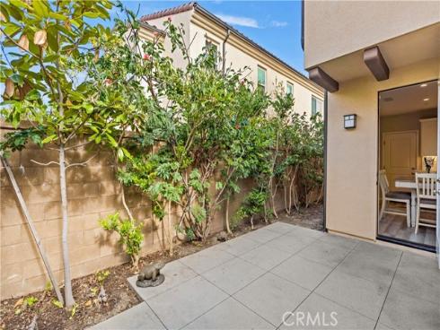 135  Messenger  , Irvine, CA