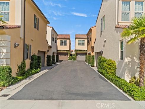 135  Messenger  , Irvine, CA