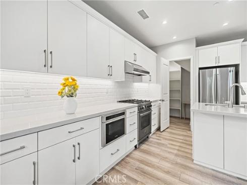 135  Messenger  , Irvine, CA