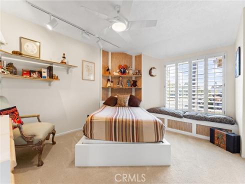 39  Foxboro  , Irvine, CA