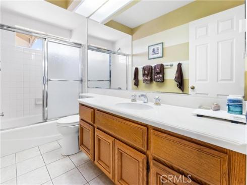 39  Foxboro  , Irvine, CA