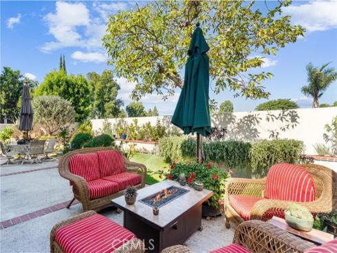 39  Foxboro  , Irvine, CA