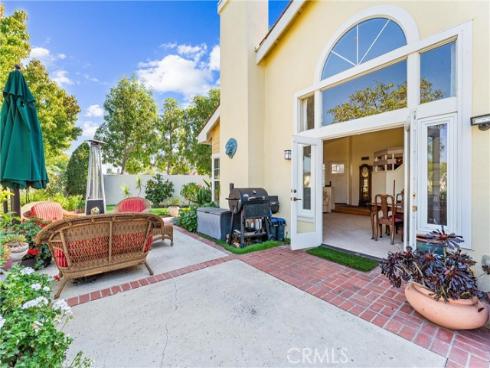 39  Foxboro  , Irvine, CA