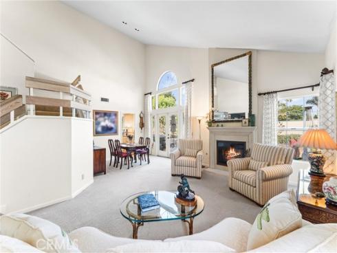 39  Foxboro  , Irvine, CA