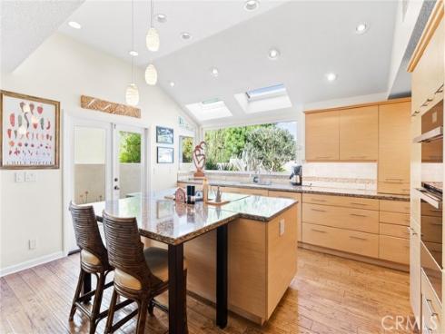 39  Foxboro  , Irvine, CA